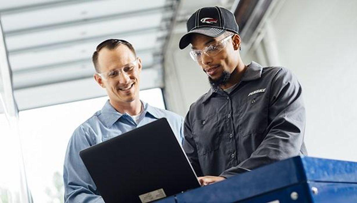 Truck Leasing announced today it has introduced a new truck maintenance on-site guide, Shipper’s Guide to Outsourcing On-Site Fleet Maintenance, which is now available at no cost. The three-part guide provides detailed information on how businesses can implement on-site maintenance to navigate the obstacles of operating a vehicle maintenance facility.