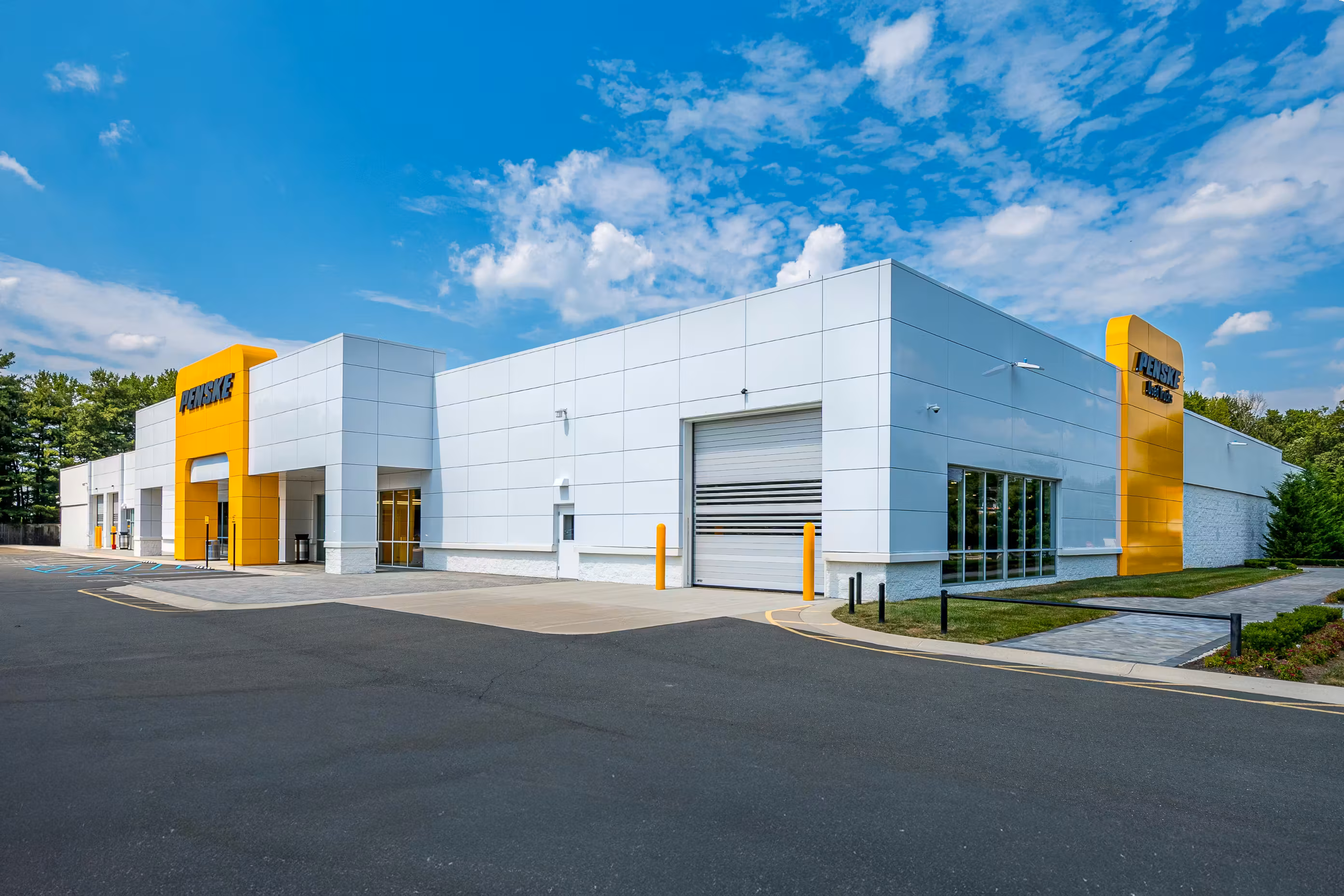 White and yellow Penske building